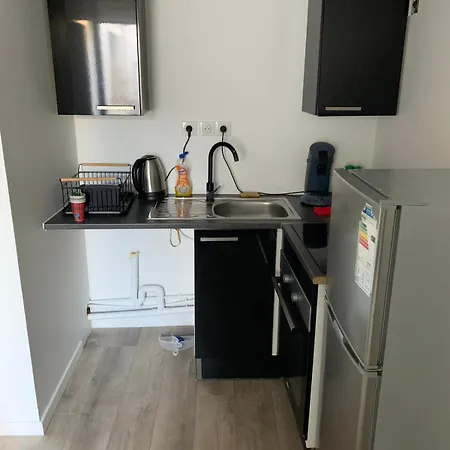Jolie 2 Pieces Avec Terrasse Jusqu'a 5 Personnes Centre Apartmán Nancy